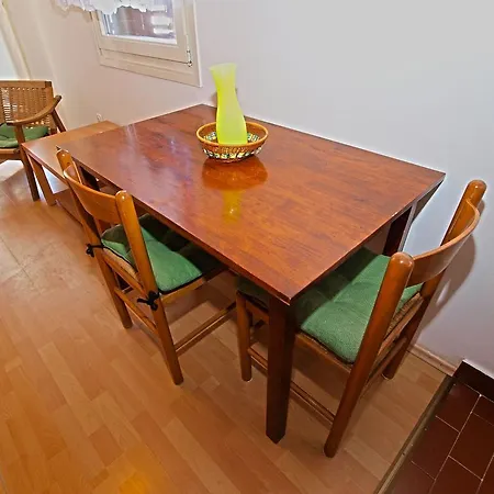 Andrej 1311 Pula
